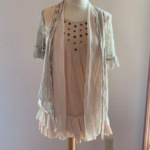 Beautiful and Bohemian women’s tunic; Beige, size Small. Pretty Angel brand
